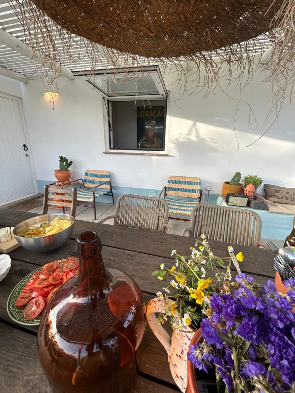 Food and drinks, Dining area, Food