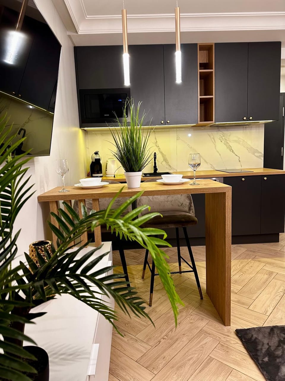 Kitchen or kitchenette, Dining area, minibar, pet friendly, stove