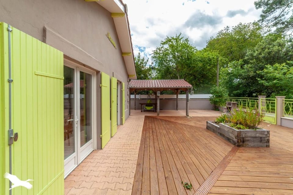 Patio, Balcony/Terrace, Balcony/Terrace