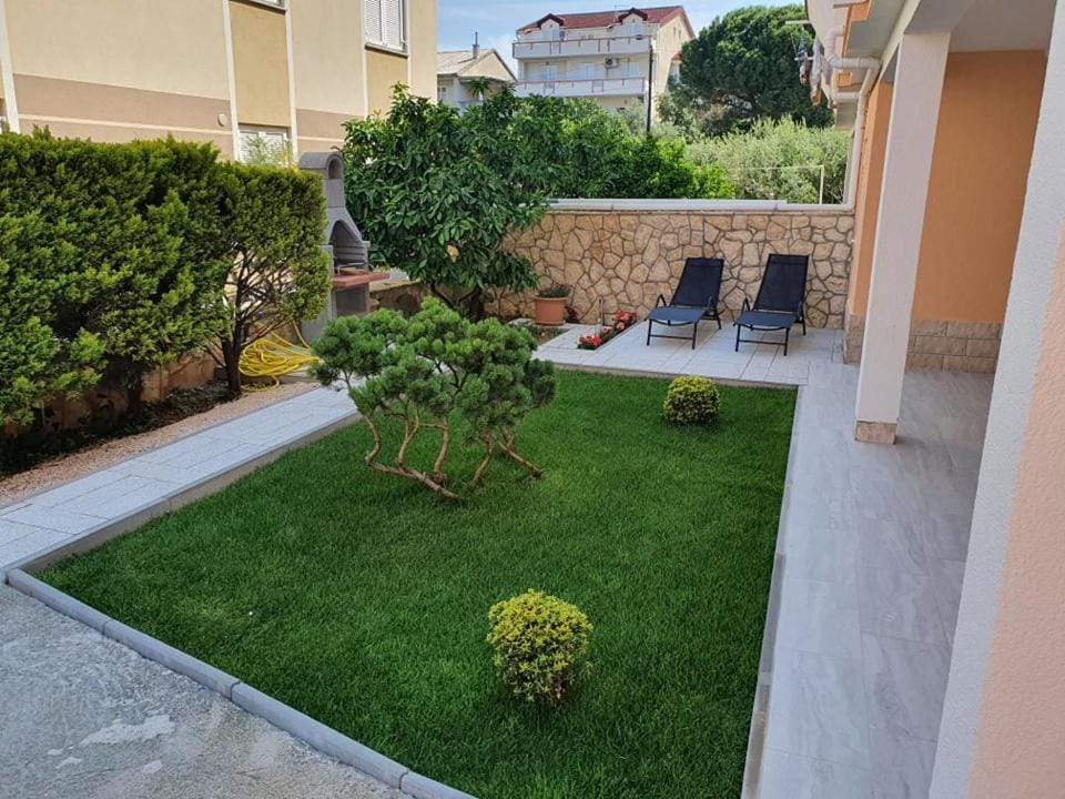 Apartments Niko Apartment in Novalja