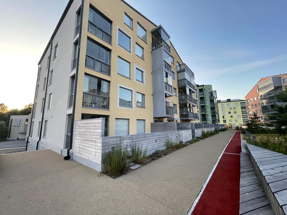 Property building, Day, Neighbourhood, Street view