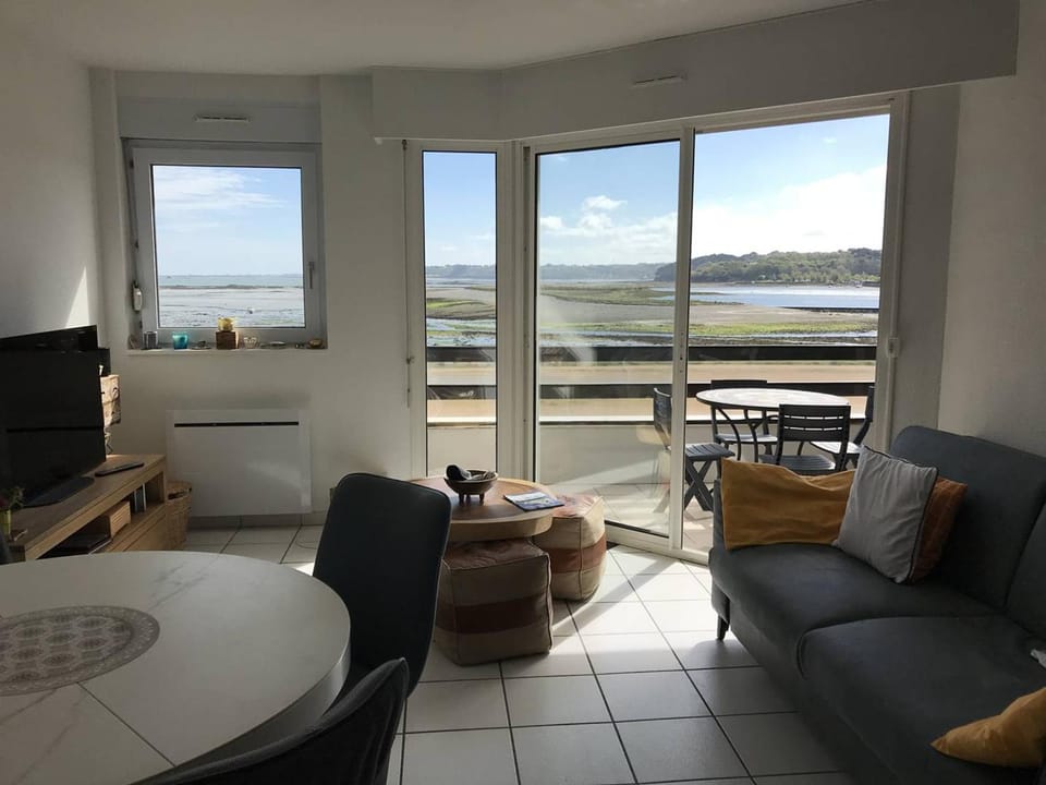 Appartement avec terrasse et WIFI à Perros-Guirec - FR-1-368-293 Apartment in Louannec