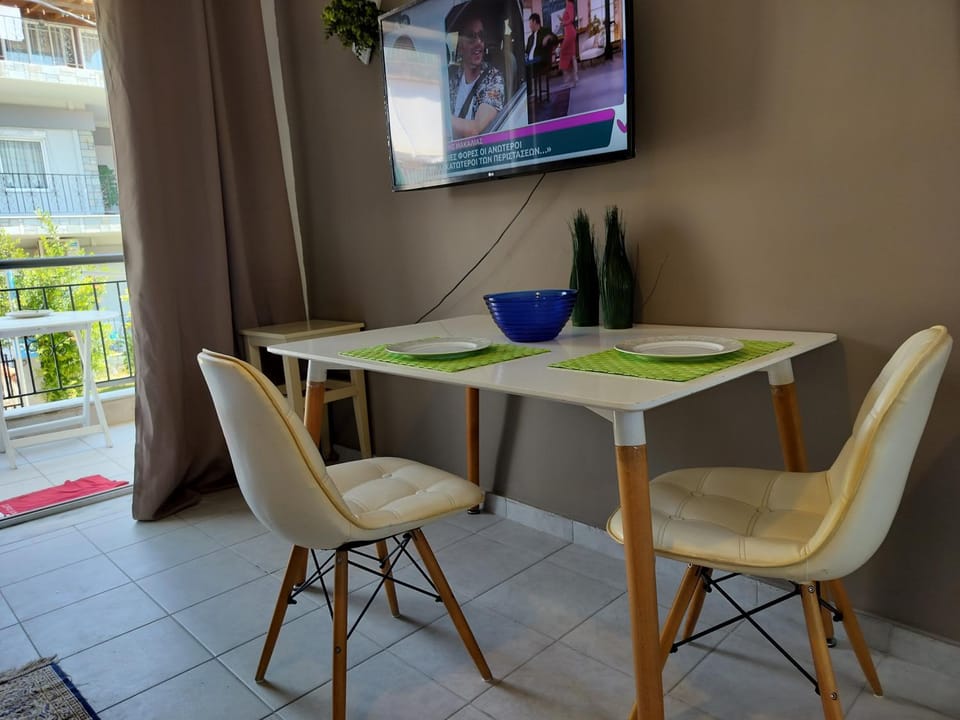 TV and multimedia, Dining area