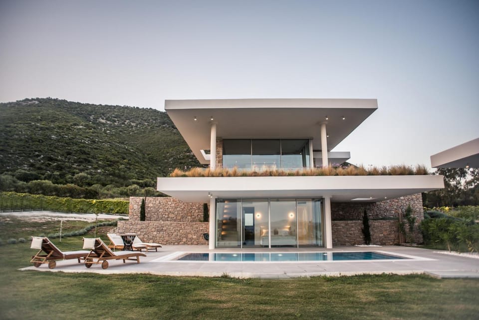 Garden, Swimming pool