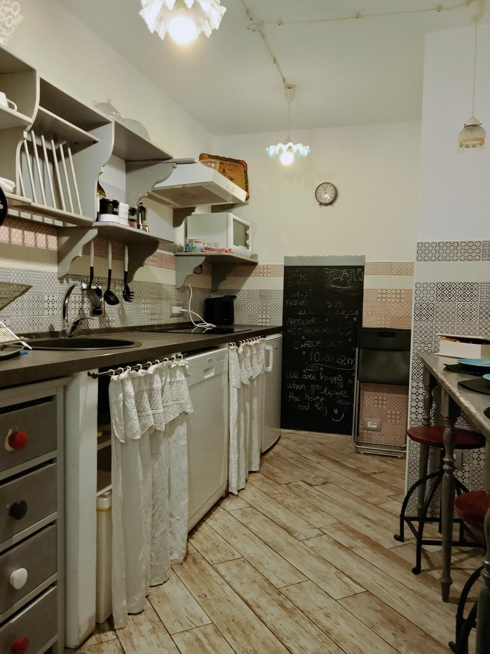 Kitchen or kitchenette
