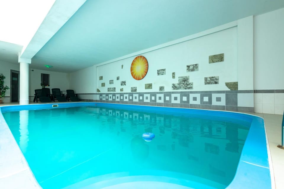 Spa and wellness centre/facilities, Swimming pool