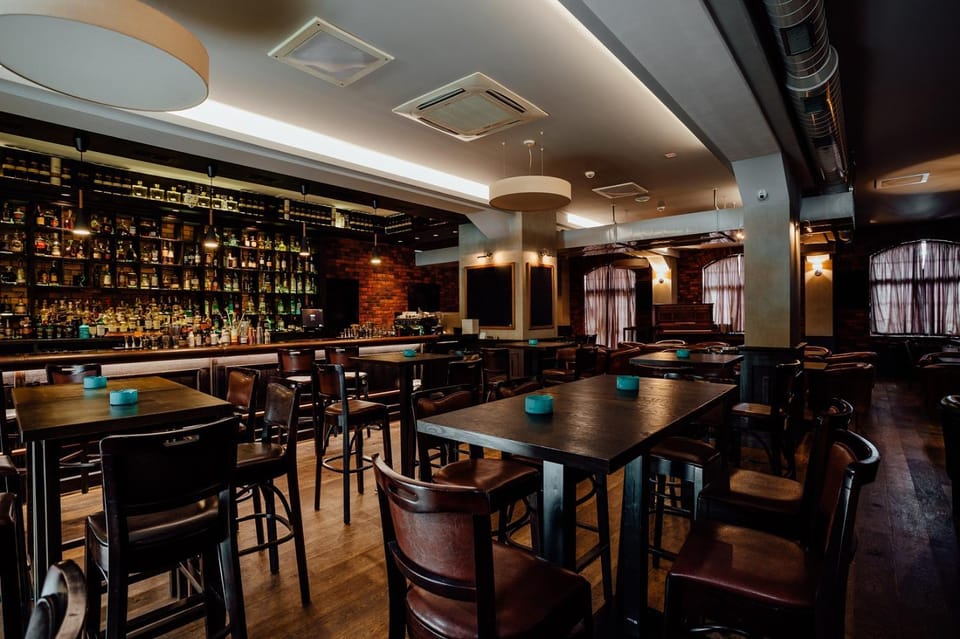 Lounge or bar, Drinks