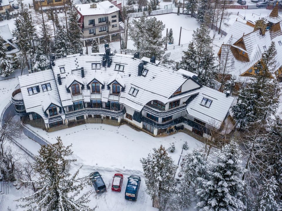 Property building, Day, Bird's eye view, Winter