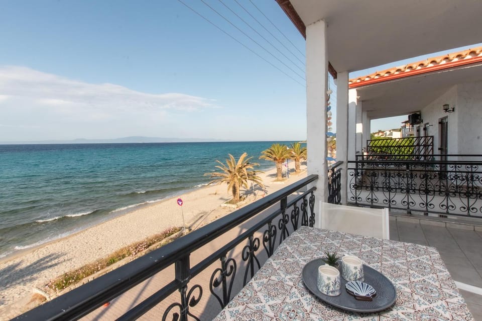 Day, Natural landscape, View (from property/room), Balcony/Terrace, Beach, Sea view