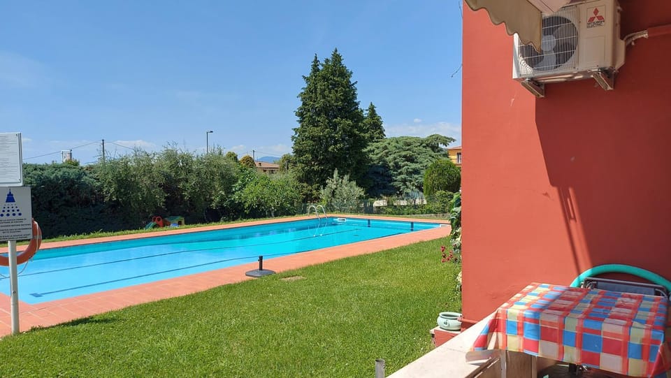 Pool view, Swimming pool