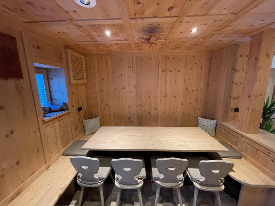 Communal lounge/ TV room, Kitchen or kitchenette, Kitchen or kitchenette