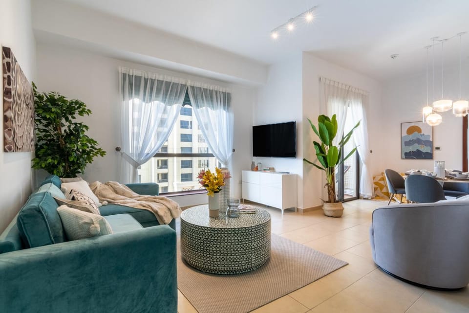 The Smart Concierge - Bahar 6 Apartment in Dubai