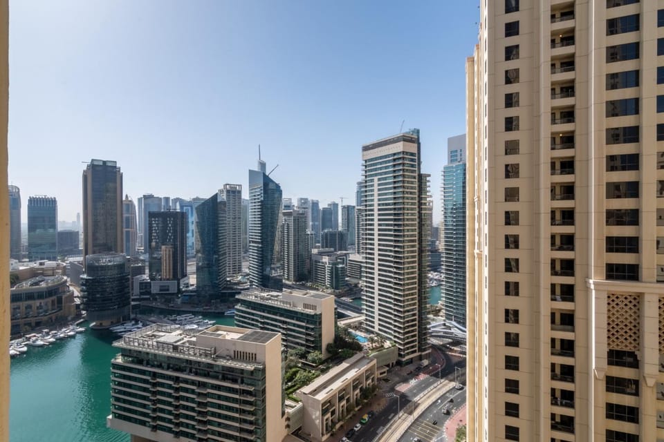 The Smart Concierge - Bahar 6 Apartment in Dubai