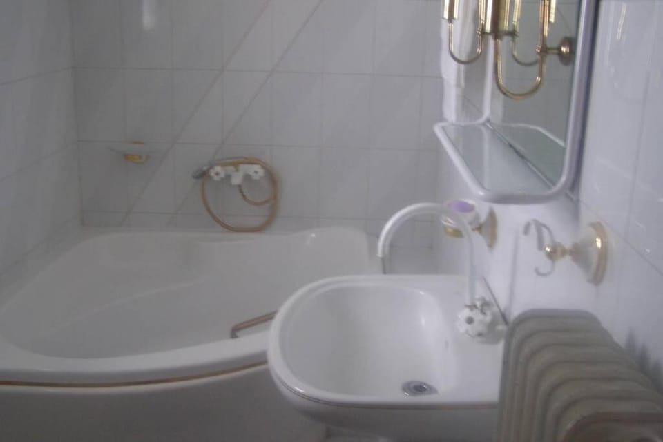 john actors home House in Decentralized Administration of Macedonia and Thrace