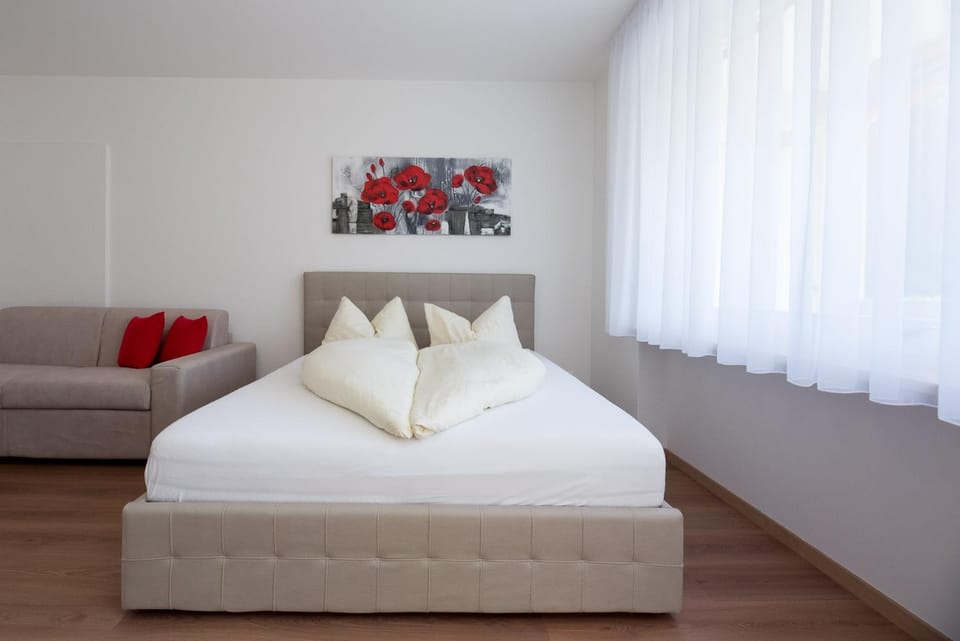 Fior Apartments Pienzenau Apartment in Merano