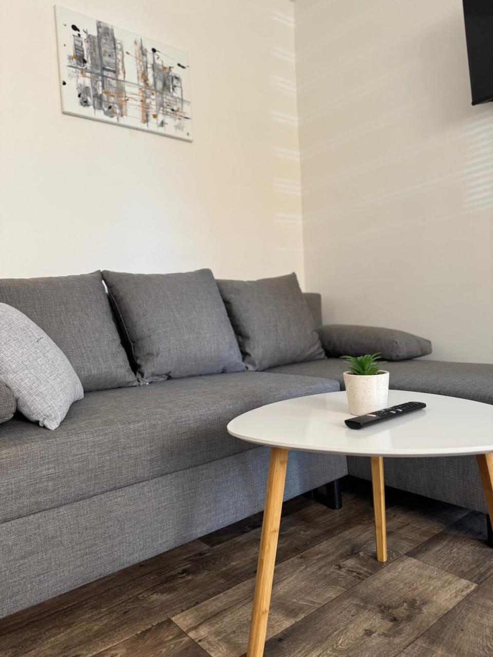 Seating area, Bedroom
