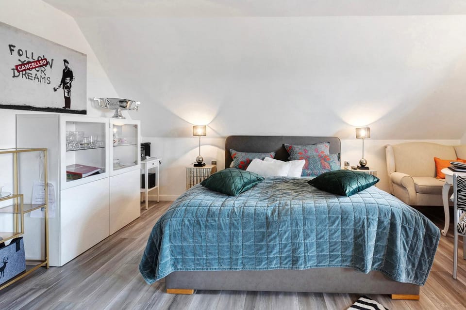 Property building, Living room, Bedroom