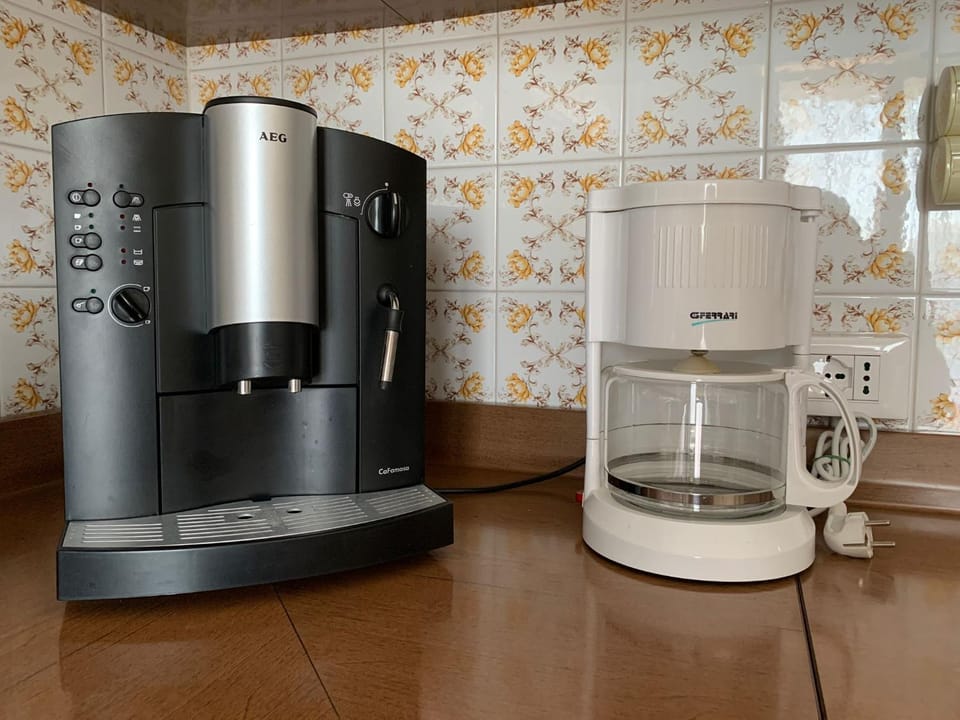 Coffee/tea facilities, Kitchen or kitchenette