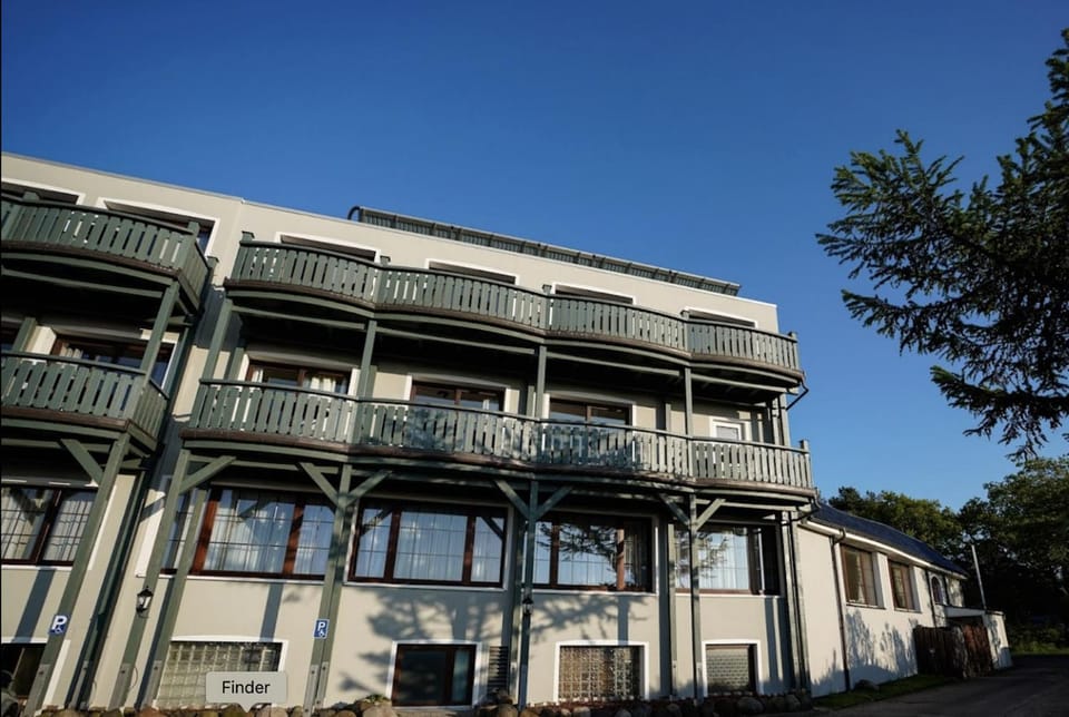Property building, Balcony/Terrace