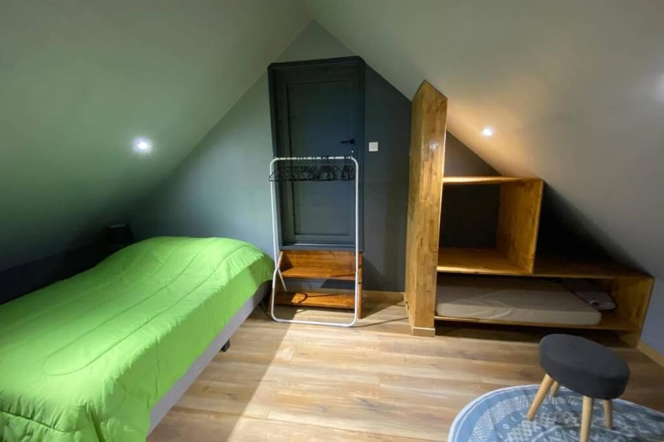 Agréable chalet Au milieu des sapins Chalet in Réunion