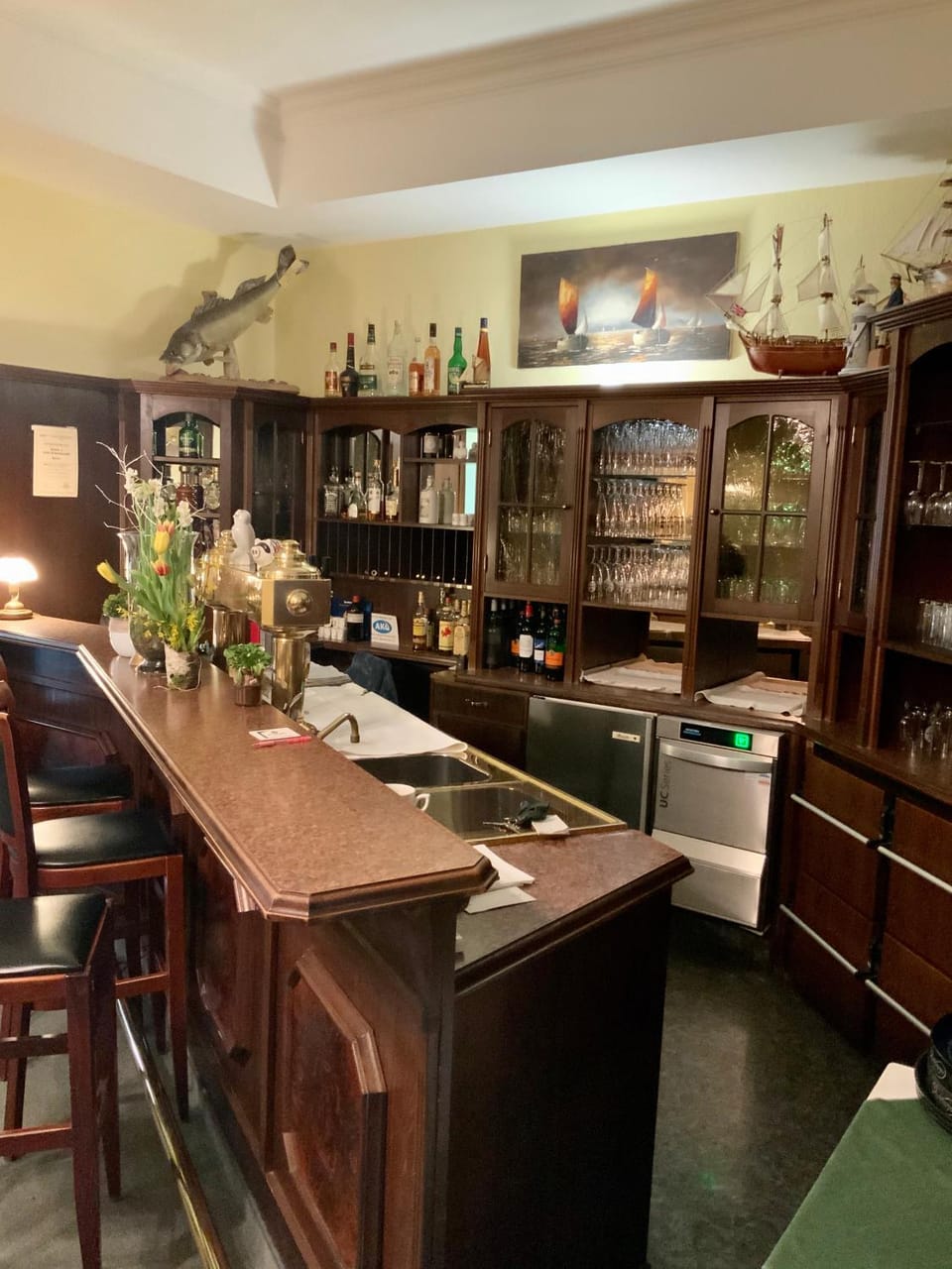 Lounge or bar
