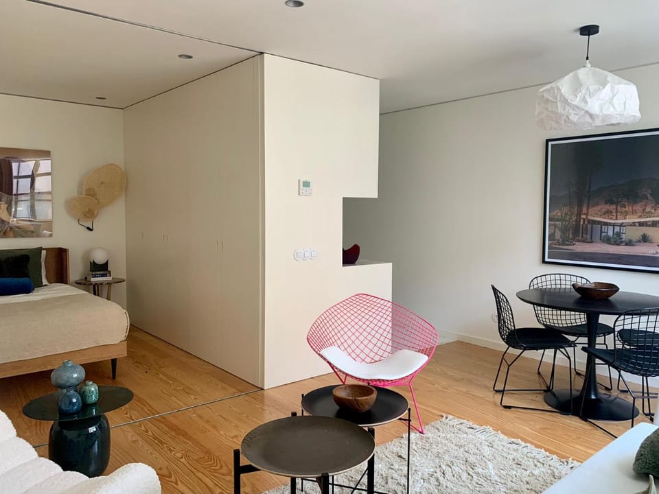 Living room, Dining area