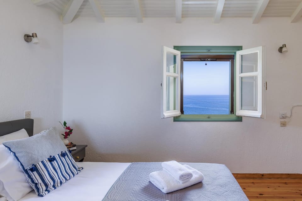 Bedroom, Sea view