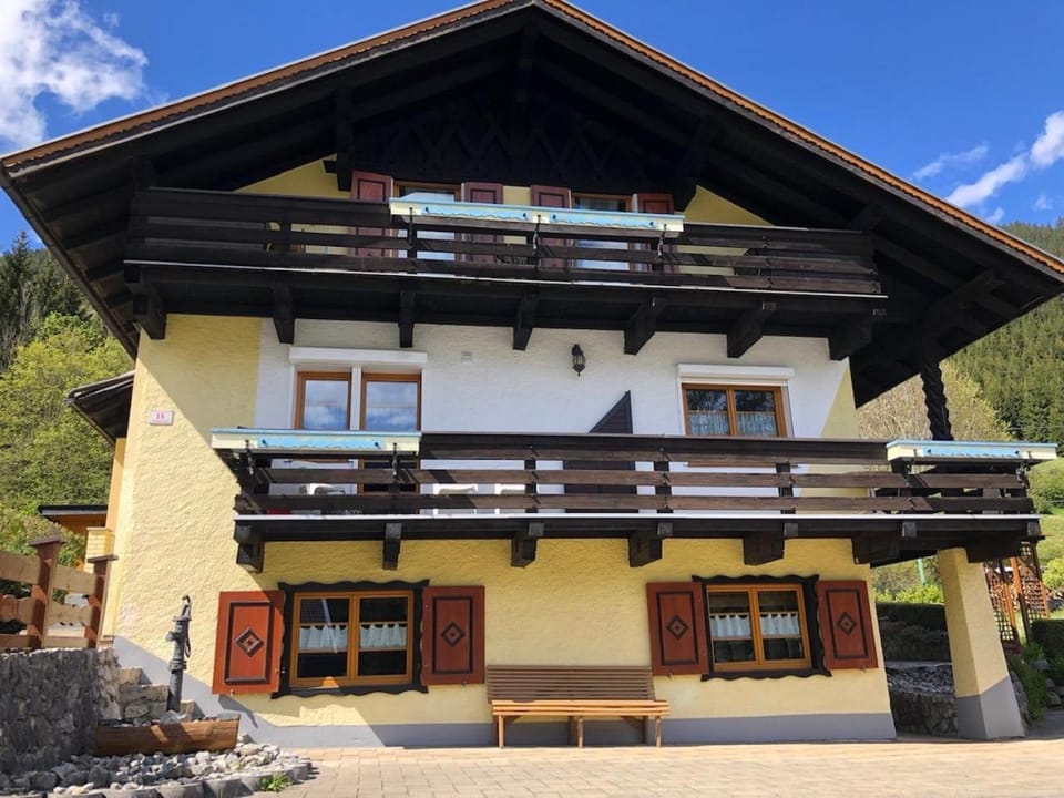 Zugspitzhaus Monika Apartment in Garmisch-Partenkirchen