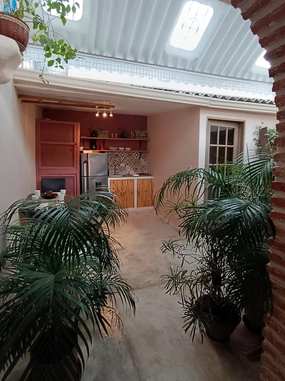 Patio, Kitchen or kitchenette, Dining area