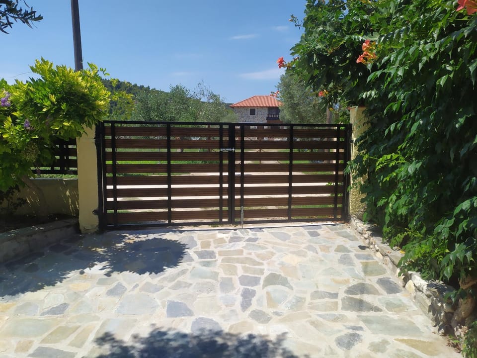 Ioannis Stagkonis House 2 House in Halkidiki
