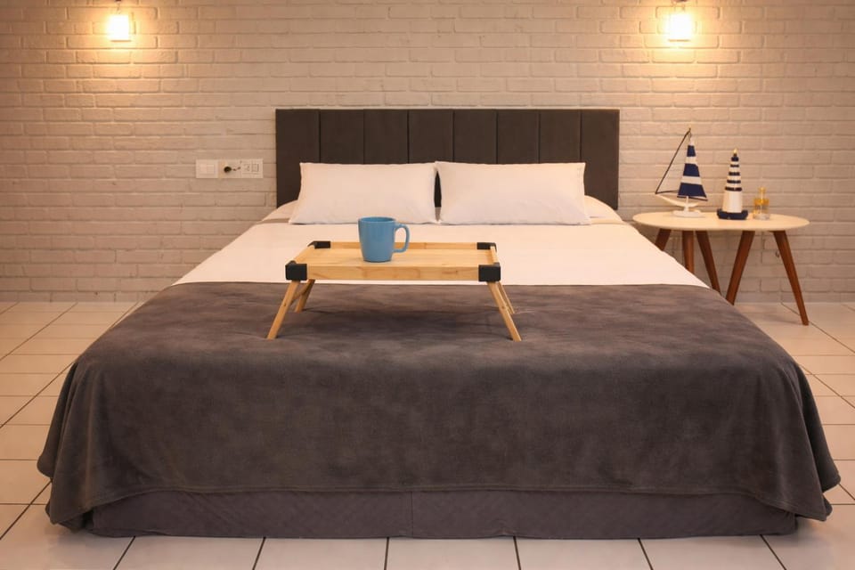 Bed, Photo of the whole room