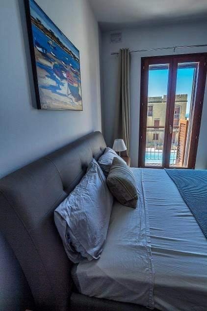 Fort Chambray Harbor Breeze House in Malta