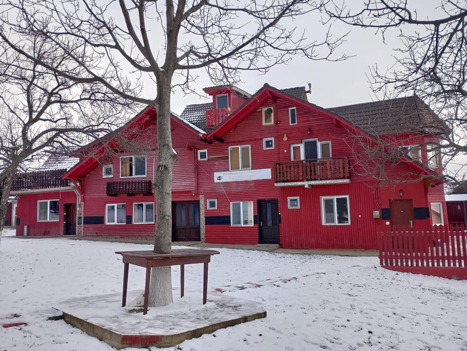 Property building, Day, Winter