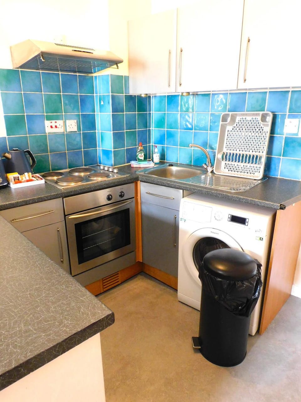 Fabulous location, One Bedroom West End Flat, just off Byres rd, close to SEC & Hydro Apartment in Glasgow