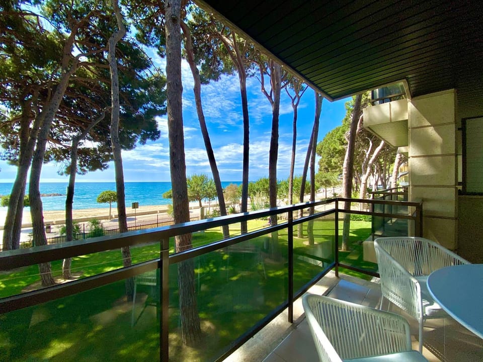 Balcony/Terrace, Beach, Garden view, Sea view
