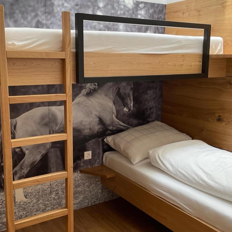 bunk bed