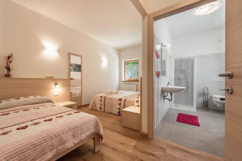 Living room, Bedroom