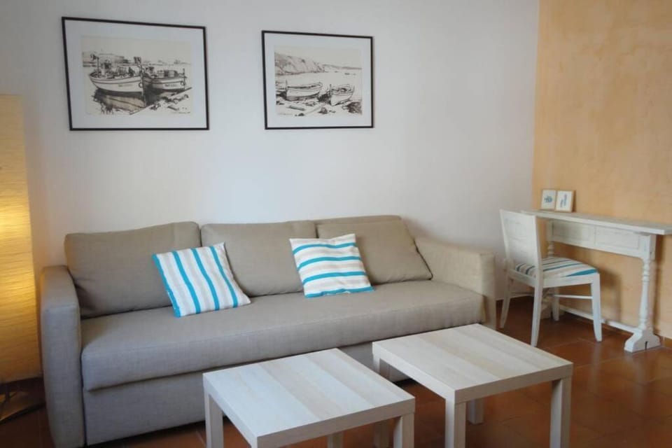 PORTBELL FAR Apartment in L'Escala
