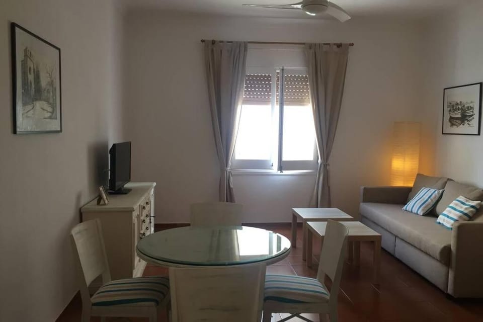 PORTBELL FAR Apartment in L'Escala
