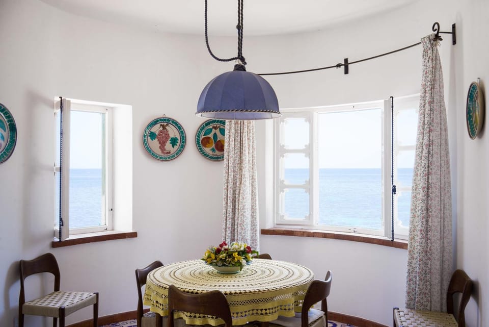 Living room, Seating area, Dining area, Sea view