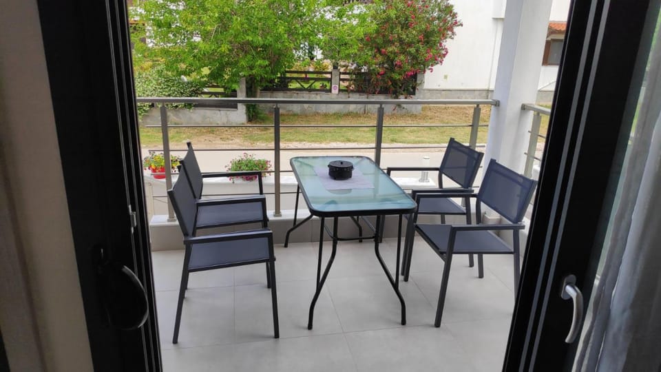 Amber Blue House in Nikiti