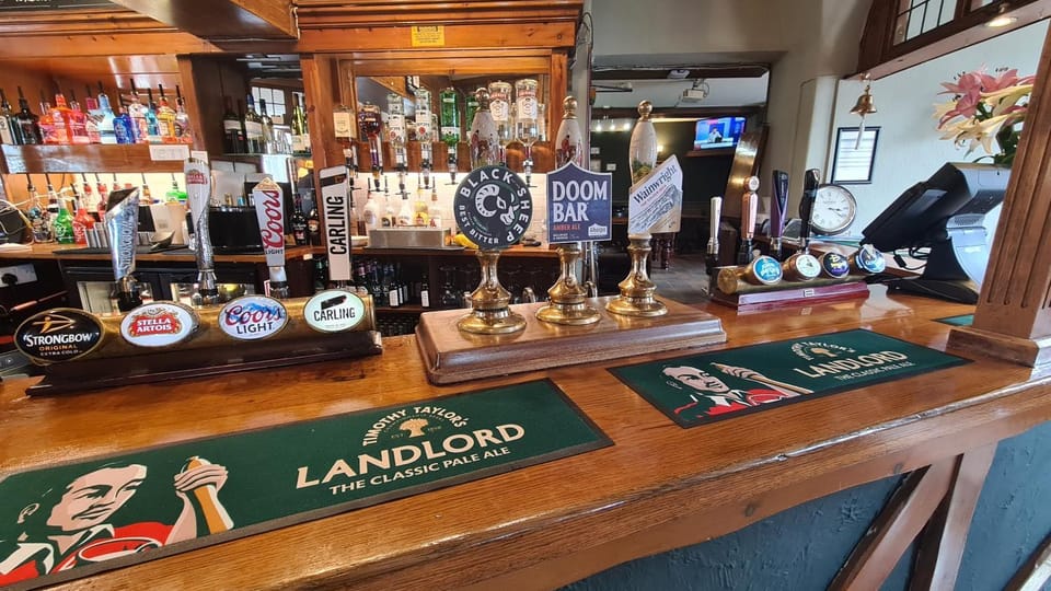 Lounge or bar