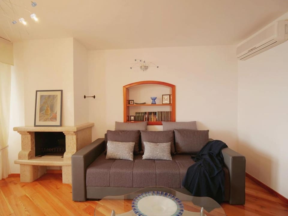 Apartment Sunset by SeeAdria Agency Apartment in Novigrad