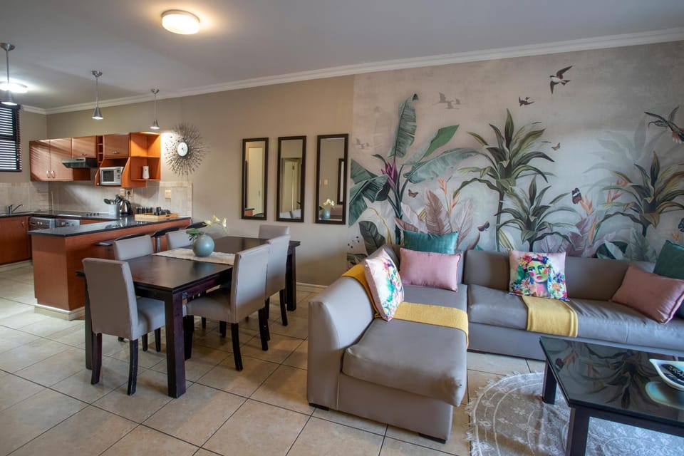 Stay at The Point - Exclusionary Elevated Escape Apartment in Durban
