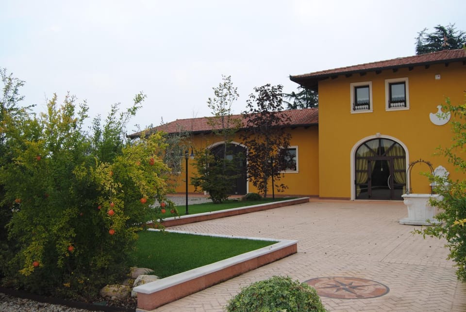 Property building, Day