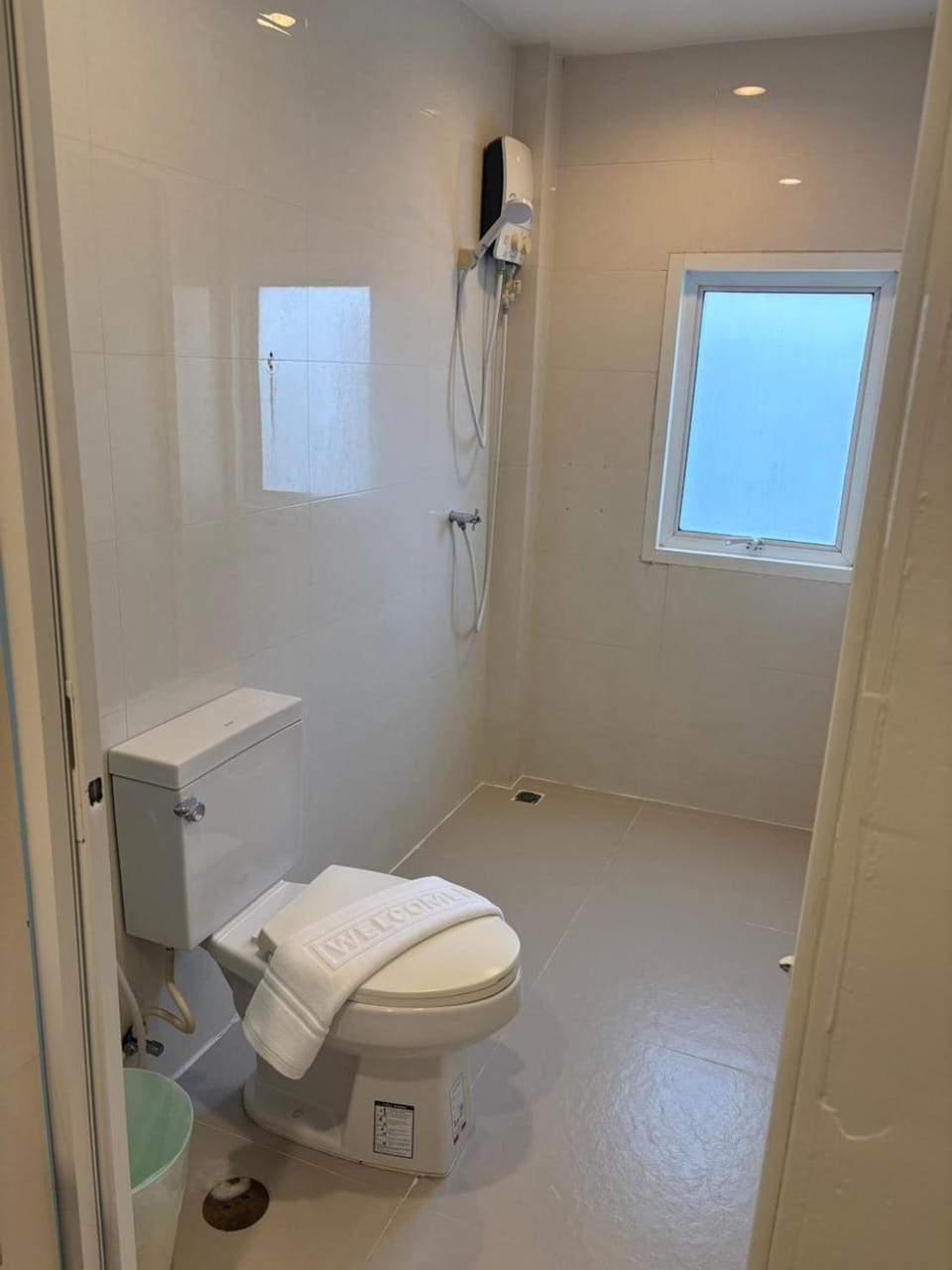 Toilet, Bathroom, Bathroom