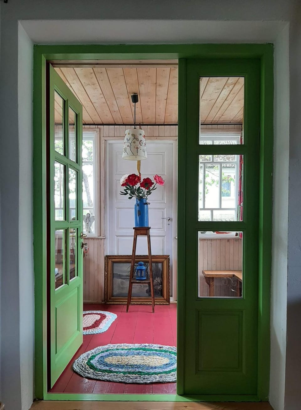 Photo of the whole room