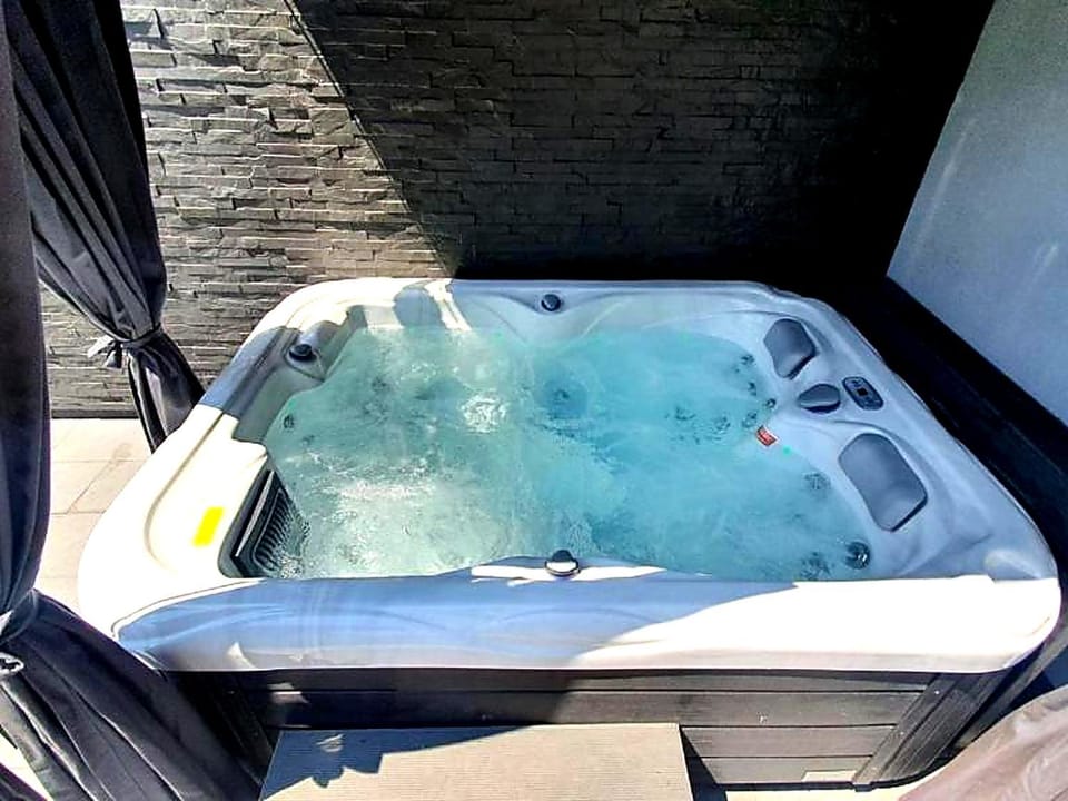Off site, Hot Tub
