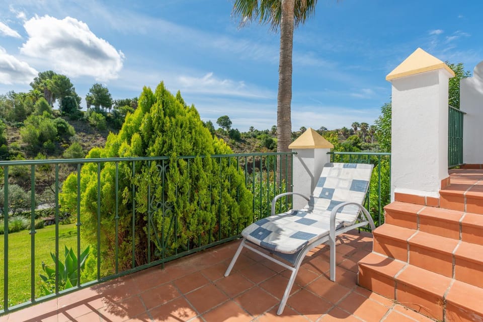 Property building, Balcony/Terrace