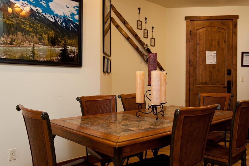 Peregrine Point 305 House in Purgatory